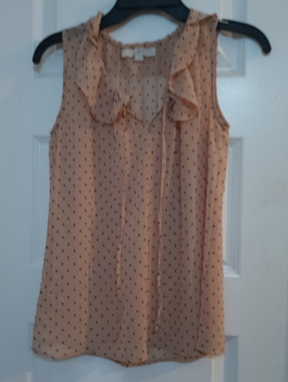 Sleeveless Ruffle Neck Polka Dot Top — Peach